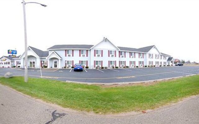 Baymont Inn & Suites Marinette