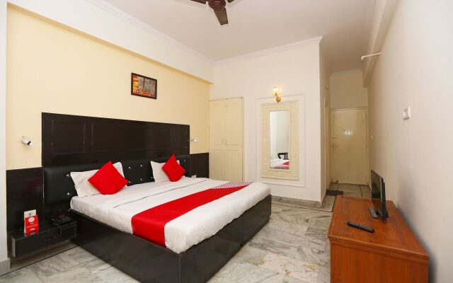 Hotel Chanakya