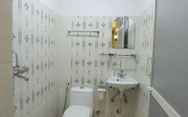 Aarya Chaitya Inn