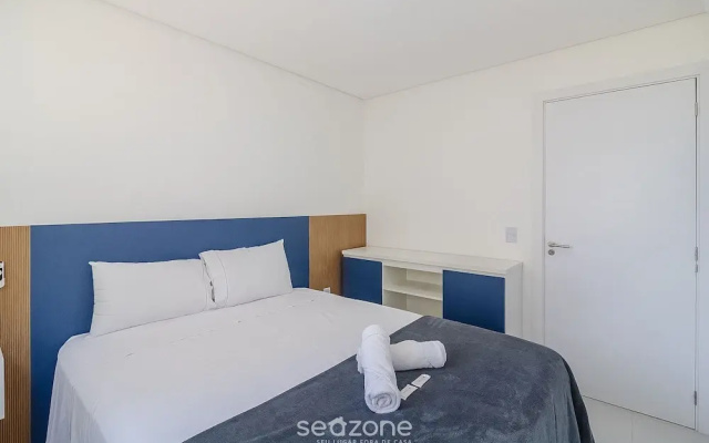 Seafront Condominium With Pool - SHC