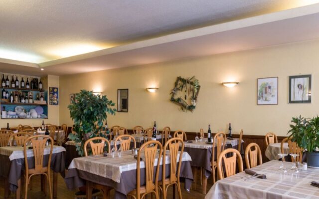 The Originals City, Hôtel de France