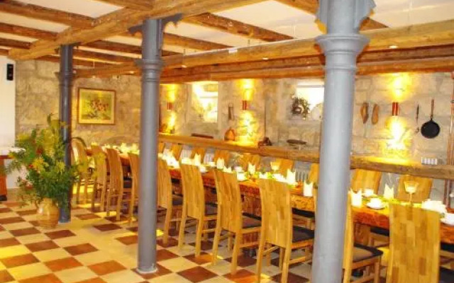 Landhotel Heidekrug