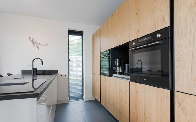 Luxury Villa Near the Harderbos