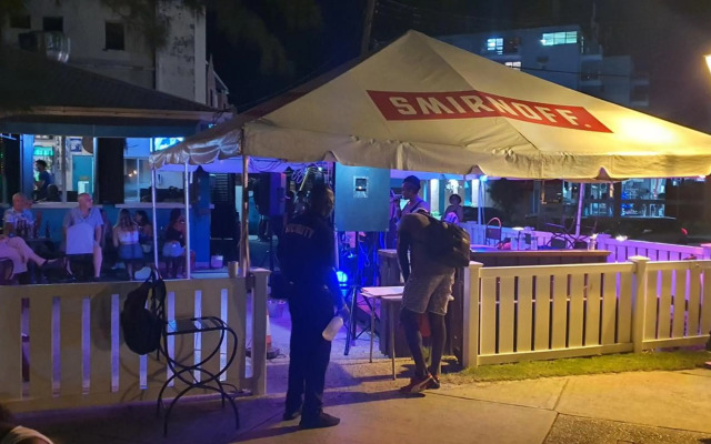 Hastings Towers 4D - Studio Apt Opp Beach