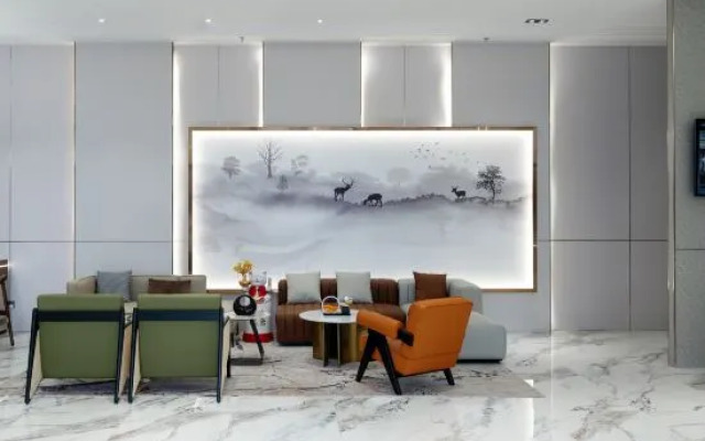 Tuke light hotel
