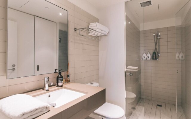 Experience Waterfront Luxury with Views