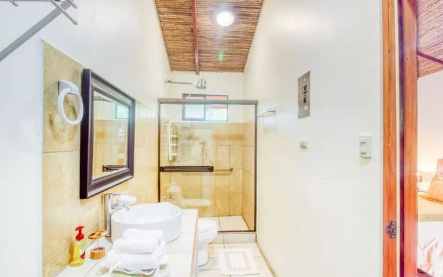 Hotel Kinkajou Ecolodge
