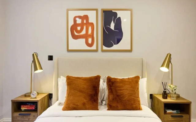 The Bayswater Retreat - Adorable 3bdr Flat With Balcony