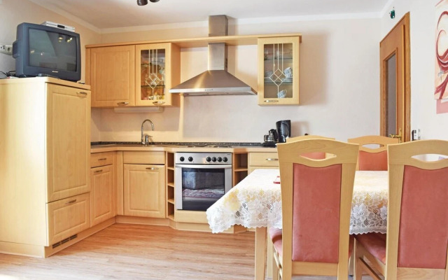 Stunning Apartment in Untergriesbach With 3 Bedrooms and Wifi