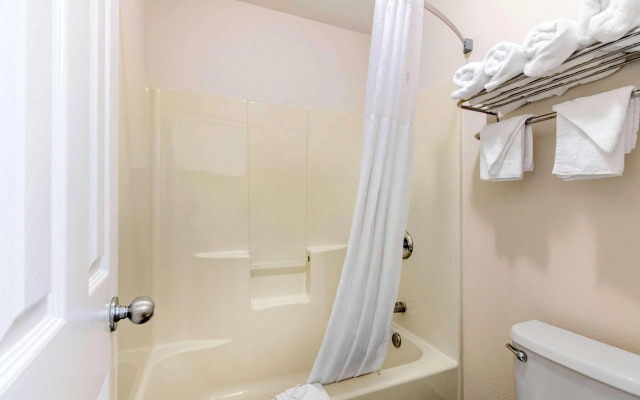 Quality Inn Arab Hwy 231