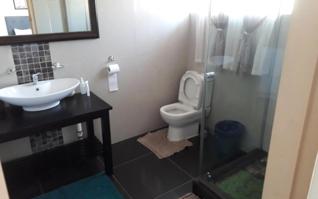 Peace & Lovely Bed And Breakfast