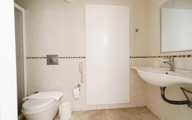 Costa Sariyaz Hotel