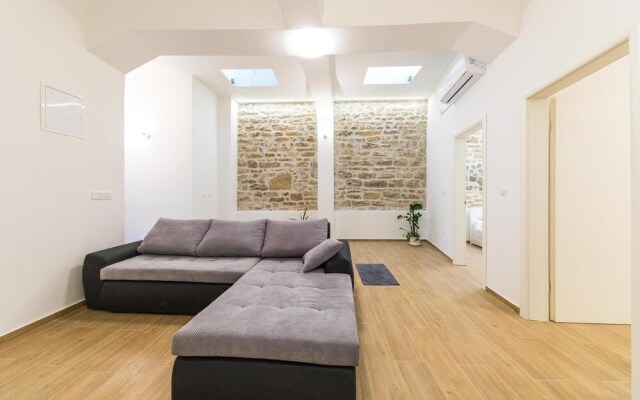 Nice Apartment in Kastel Sucurac With Wifi and 2 Bedrooms