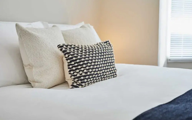 Host Stay Norton House