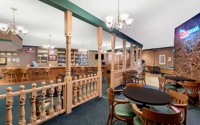 Days Inn & Suites Clovis