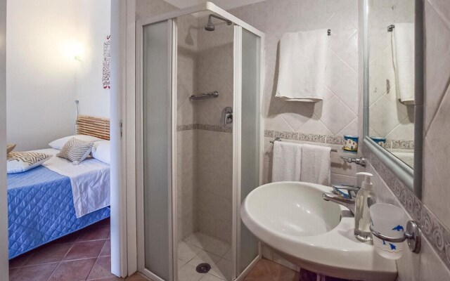 Stunning Home in Sant'angelo With Wifi and 2 Bedrooms