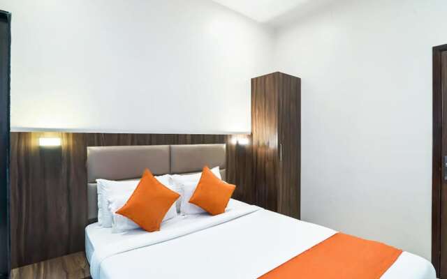 OYO 9395 Hotel Sea Grand