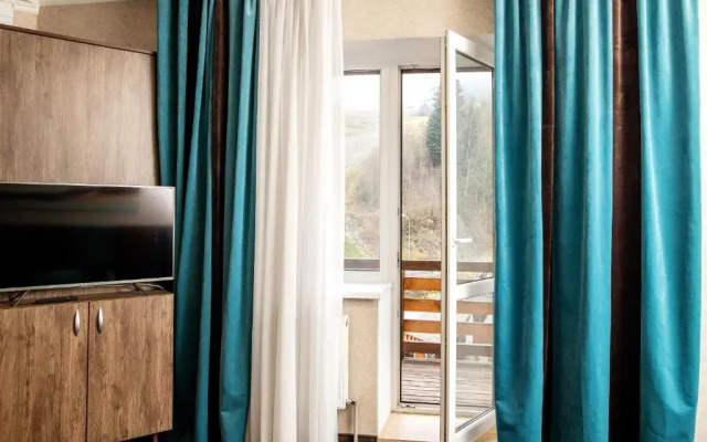 Private Rooms in Hotel Lift 1R