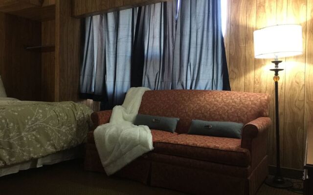 The Falls A Family Lodge