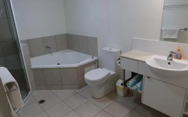 Ground Floor Luxury Oceanfront Apartment