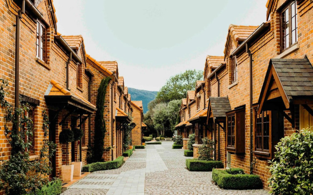 Grand Arden Monaco Nelson