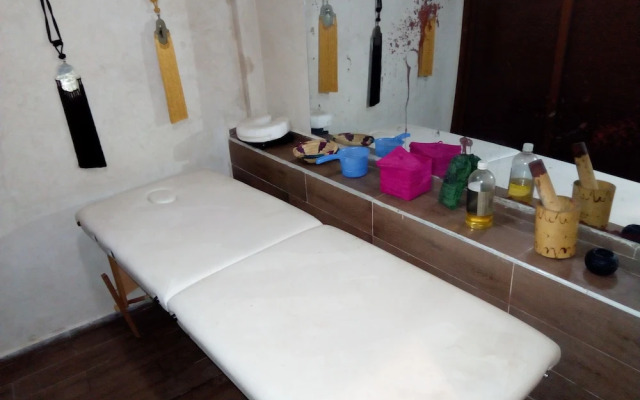 Riad Jenan Adam