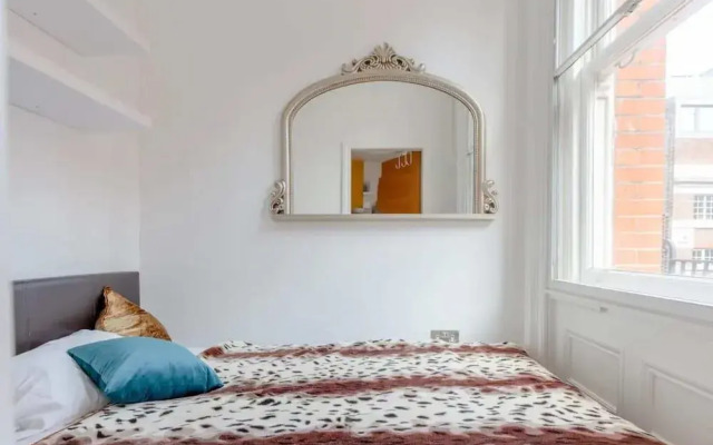Central & Cosy 1BD Flat - Soho