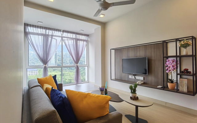 Windmill Upon Hill - Luxurious Sky Villa - 360SkyPool - Heated Pool - Mountainous Genting View - Genting Highland by YourEasyStay – Guest Rooms – Gohtong Jaya