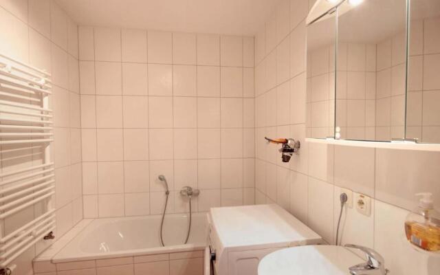 Residenz Falkenberg by Rujana