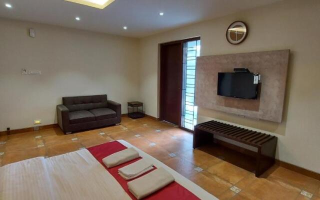 The Palm Aryan - a Boutique Hotel