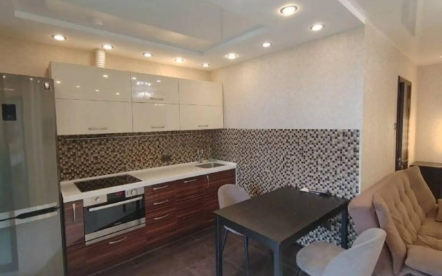 Cozy apartment on 26 Zhigura Street