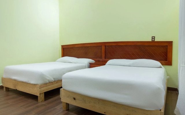 OYO Hotel Los Prismas