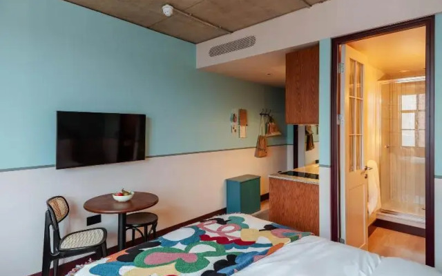 room2 Chiswick