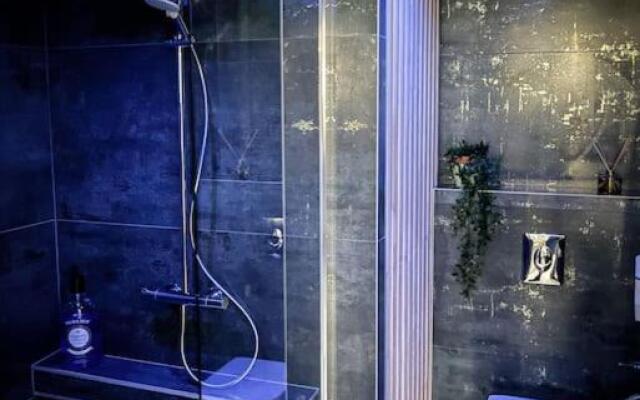 SUITE AMANTIS évadez vous dans l'univers MYKONOS