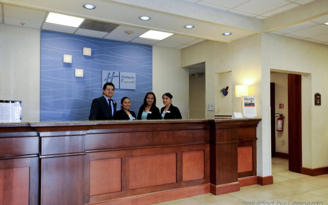 Holiday Inn Express Hotel & Suites Toluca Zona Aeropuerto by IHG