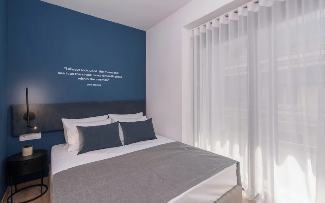 Kosmos Luxury Residences