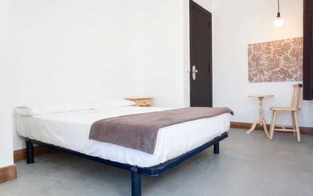 Nikbor Universitaria Residence