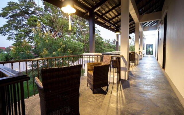 Jamadevi Hotel