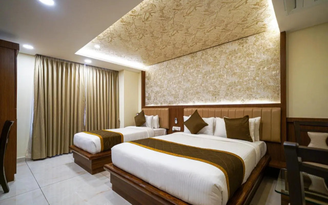 OYO Premium K R Puram
