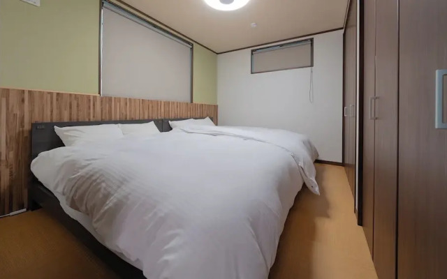 Takayama Stay Karatachi DX-B