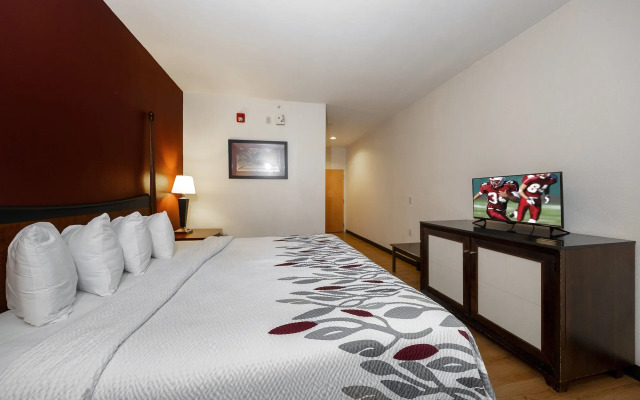 Red Roof Inn & Suites Biloxi - Ocean Springs