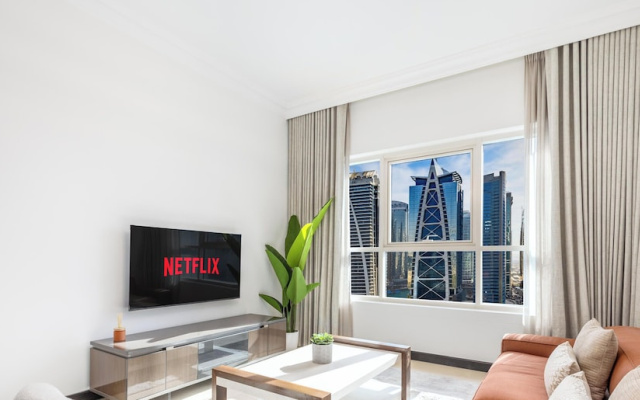 LUX The 02 Residences JLT Suite
