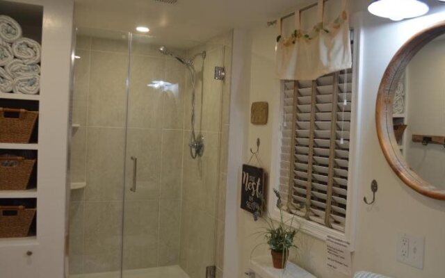 Peabody's 'Hip Little Stay'