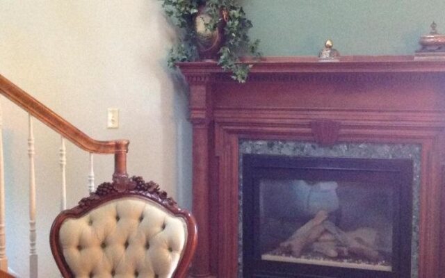 HideAway Country Inn