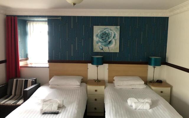 The Boathouse Hotel
