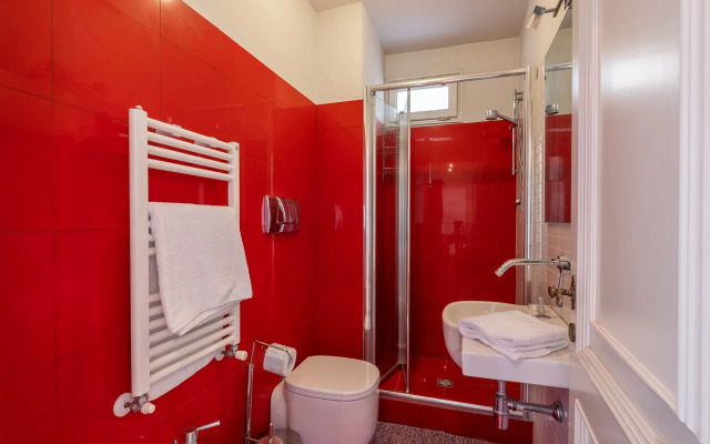 Venezia Terrace by Mmega