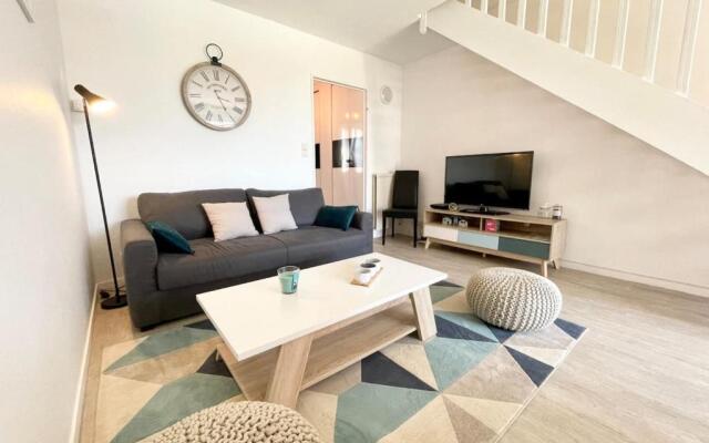 T3 Duplex Top Cosy Balcon 300m des plages