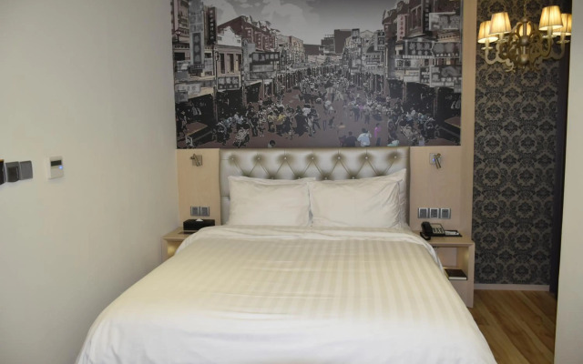 FX Hotel Tainan MinSheng Road Branch