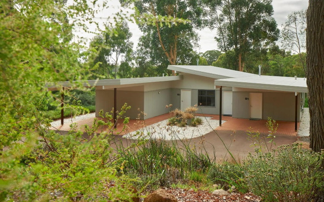 Eight Willows Retreat