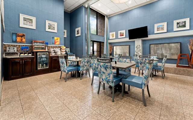 Best Western Riverside Inn